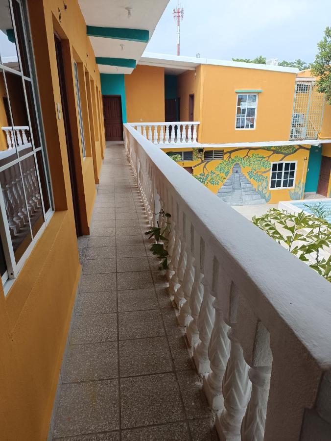 Hotel Y Restaurante Casa Jardines San Benito Exterior photo